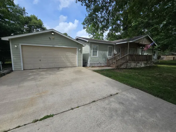 $164,900 | 27587 Southern Crossing Drive, Splendora, TX 77372