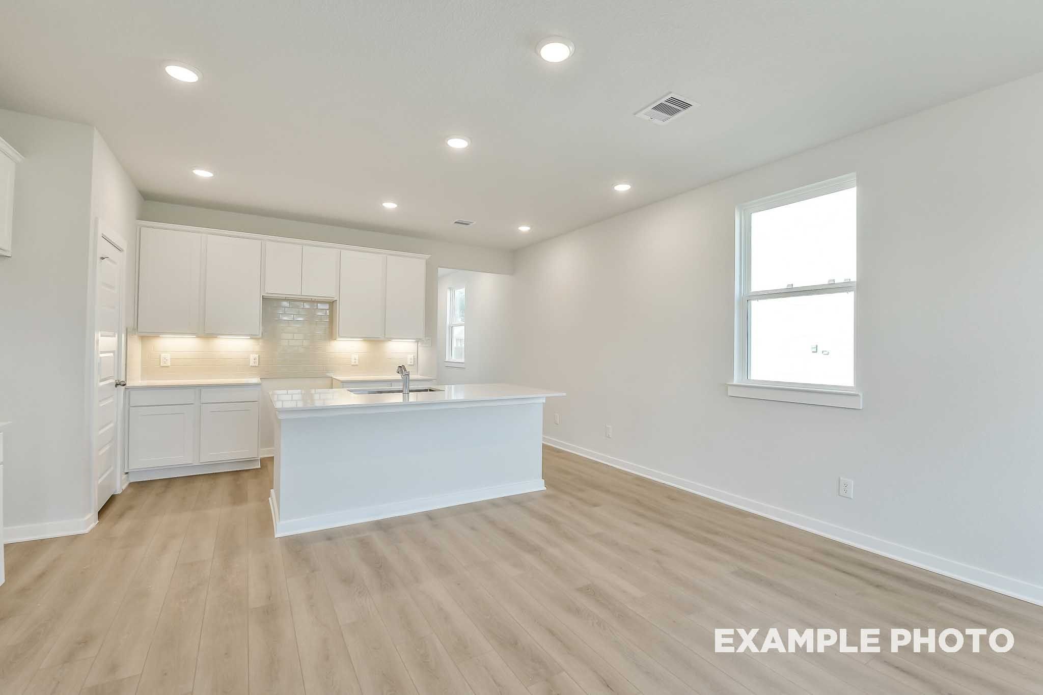 9715 Summer Shadow Way Houston, TX 77078 - Photo 5 of 35 Gallery Image 5