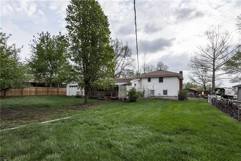 $299,950 | 881 East 1st Street, Peculiar, MO 64078