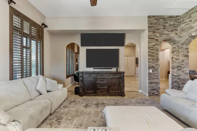 $980,000 | 31621 North 19th Avenue, Phoenix, AZ 85085