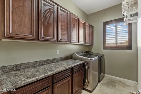 $930,000 | 31621 North 19th Avenue, Phoenix, AZ 85085