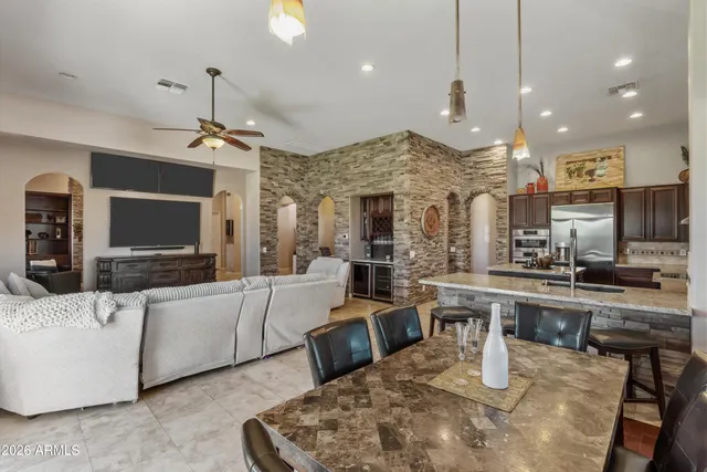 $980,000 | 31621 North 19th Avenue, Phoenix, AZ 85085