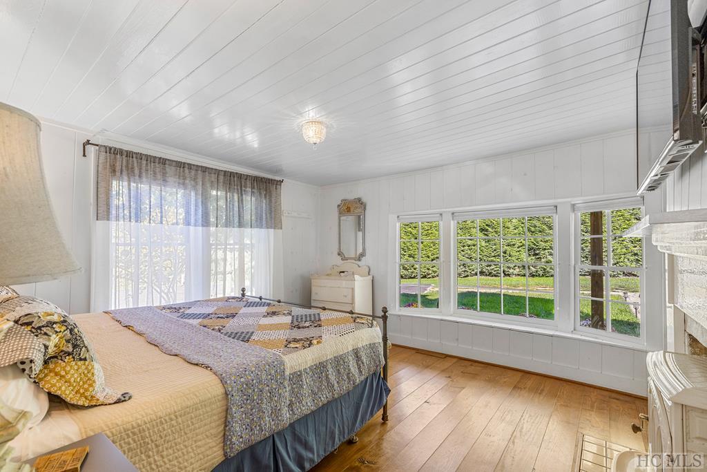 144 Laurel Knob Road Cashiers, NC 28717 - Photo 48 of 54 Gallery Image 48