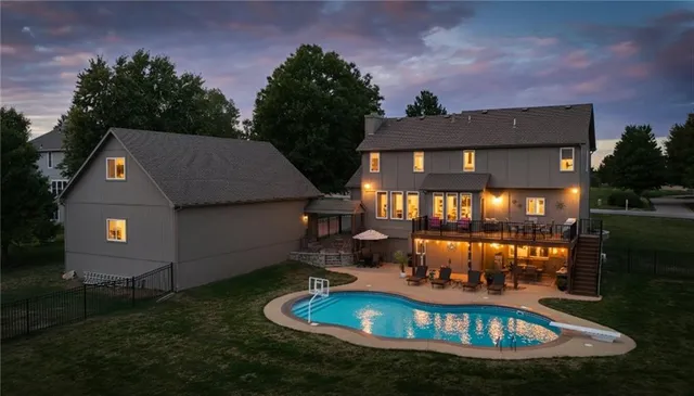 $999,999 | 25601 69th Terrace, Shawnee, KS 66226