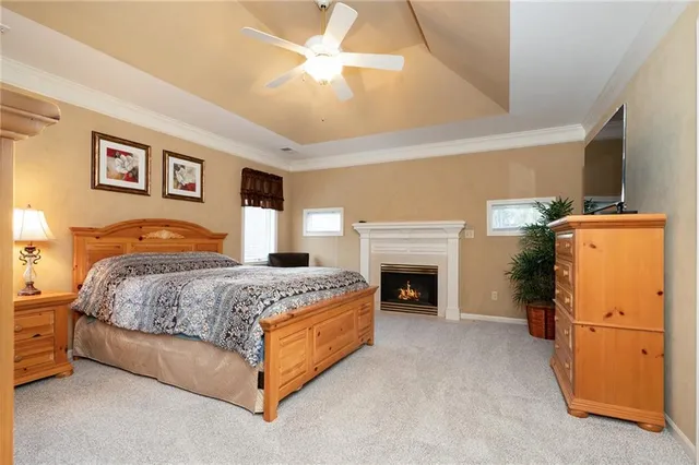 $999,999 | 25601 69th Terrace, Shawnee, KS 66226