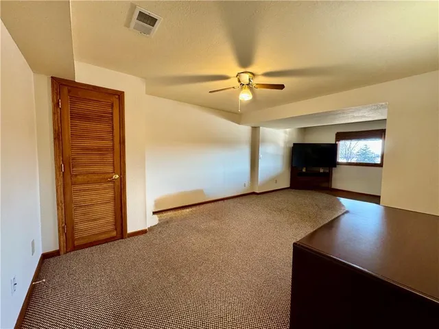 $965,000 | 25601 69th Terrace, Shawnee, KS 66226