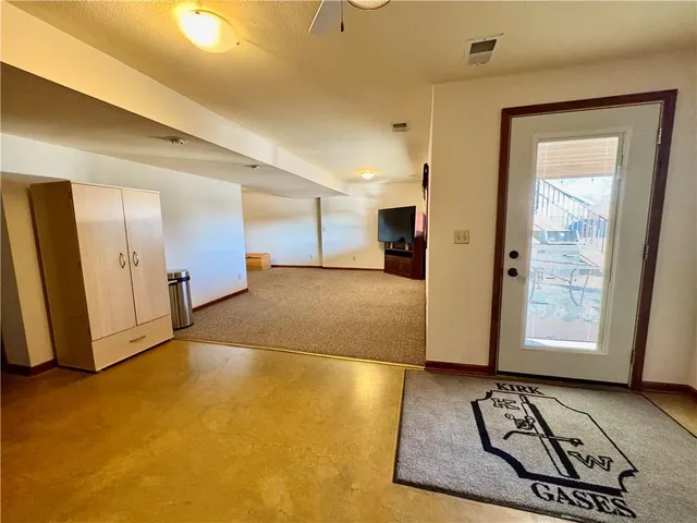 $965,000 | 25601 69th Terrace, Shawnee, KS 66226