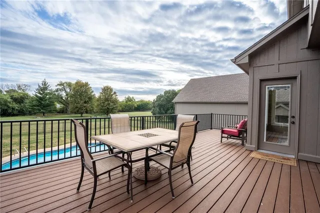 $965,000 | 25601 69th Terrace, Shawnee, KS 66226