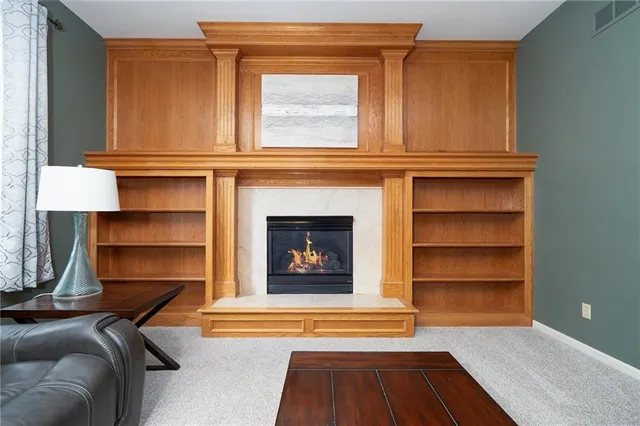 $999,999 | 25601 69th Terrace, Shawnee, KS 66226