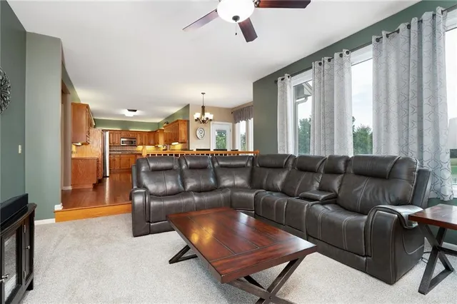 $999,999 | 25601 69th Terrace, Shawnee, KS 66226