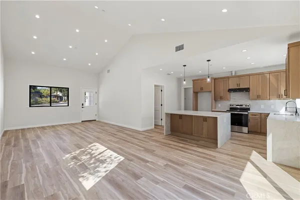 $1,425,000 | 4208 New York Avenue, La Crescenta, CA 91214