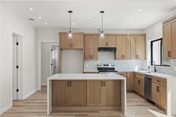 $1,425,000 | 4208 New York Avenue, La Crescenta, CA 91214