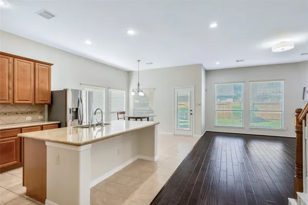 $2,800 | 24322 Bella Florence Drive, Richmond, TX 77406