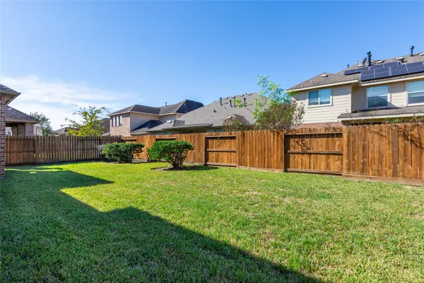 $2,800 | 24322 Bella Florence Drive, Richmond, TX 77406