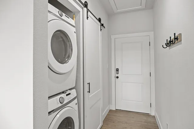 $345,000 | 930 South Eagle Street, Unit 203, Fredericksburg, TX 78624