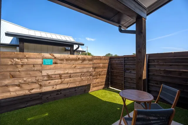 $345,000 | 930 South Eagle Street, Unit 203, Fredericksburg, TX 78624