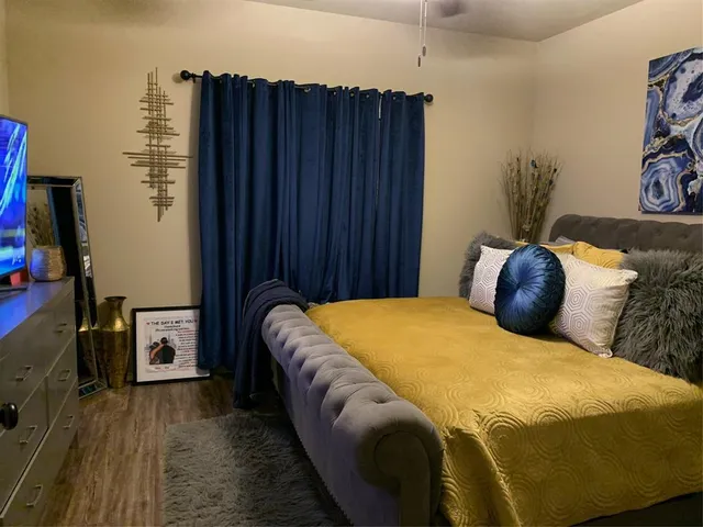 $2,100 | 1005 Skyview Court, Midlothian, TX 76065