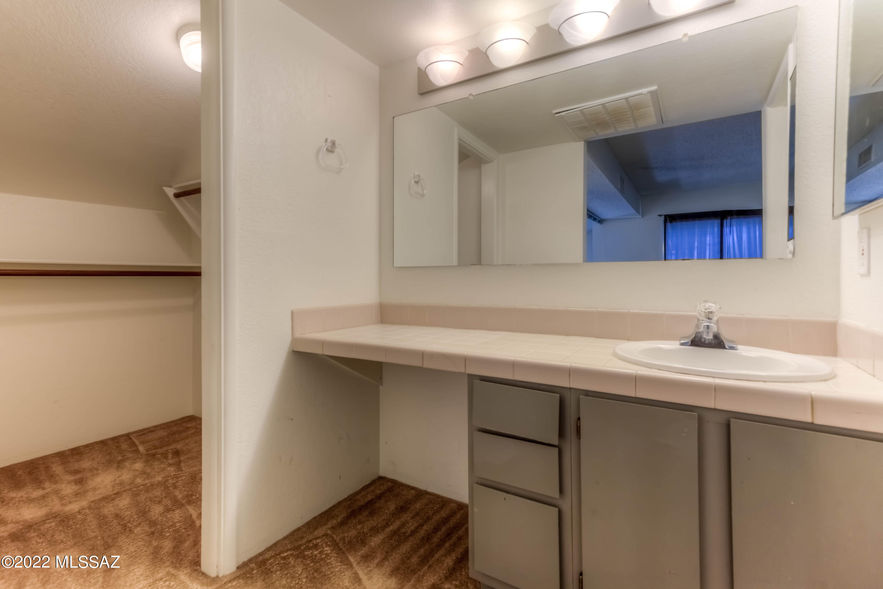 1139 West Roger Road Tucson, AZ 85705 - Photo 16 of 23