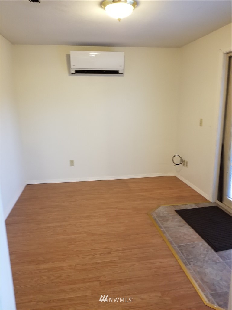206 Rochester Street East Rainier, WA 98576 - Photo 11 of 17 Gallery Image 11