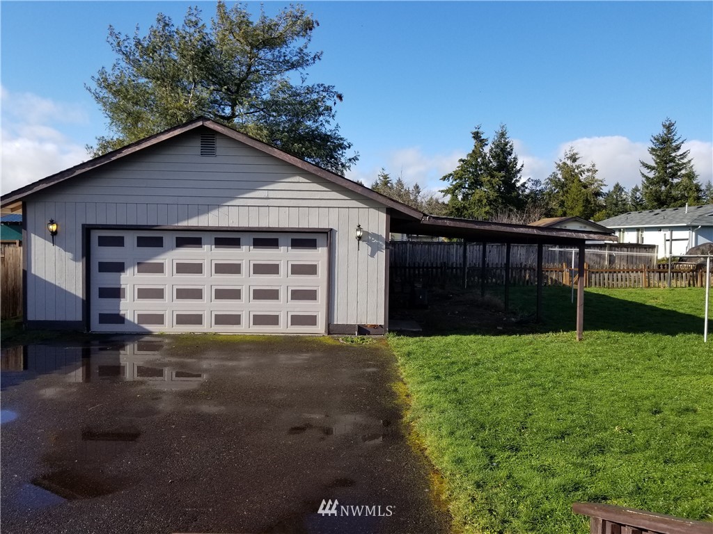 206 Rochester Street East Rainier, WA 98576 - Photo 3 of 17 Gallery Image 3