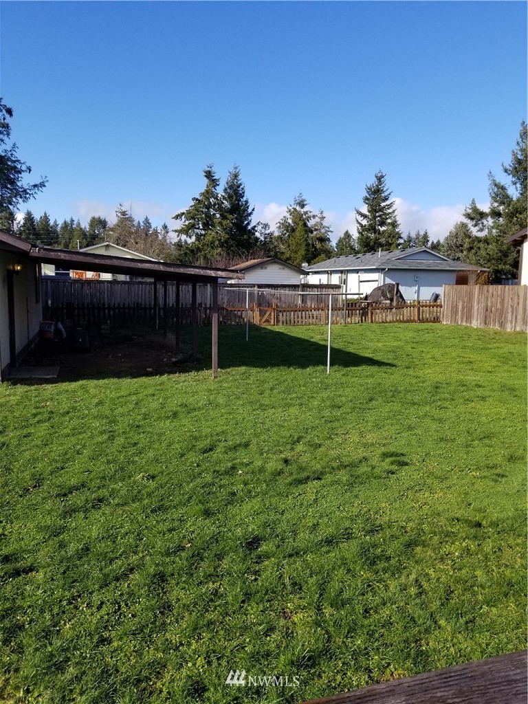 206 Rochester Street East Rainier, WA 98576 - Photo 4 of 17 Gallery Image 4