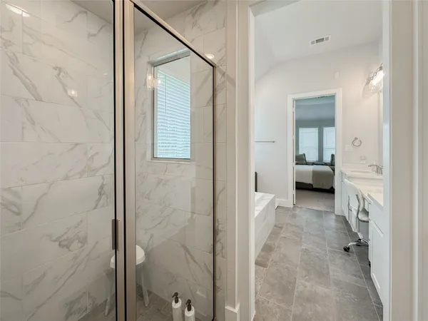 $3,850 | 308 Mallory Court, Montgomery, TX 77316