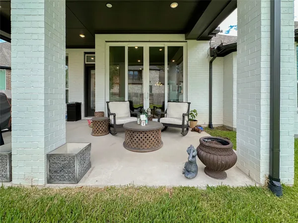 $3,850 | 308 Mallory Court, Montgomery, TX 77316