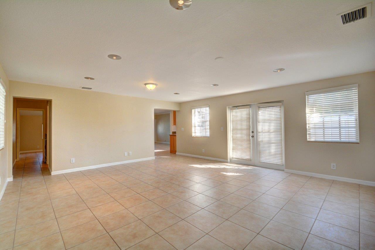312 Putnam Ranch Road West Palm Beach, FL 33405 - Photo 8 of 21 312 Putnam Ranch Rd
