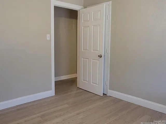 $202,500 | 302 East Byrd Boulevard, Universal City, TX 78148