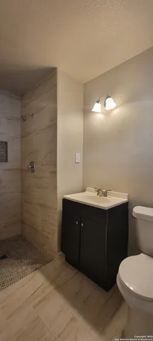 $202,500 | 302 East Byrd Boulevard, Universal City, TX 78148