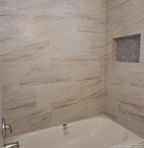 $202,500 | 302 East Byrd Boulevard, Universal City, TX 78148