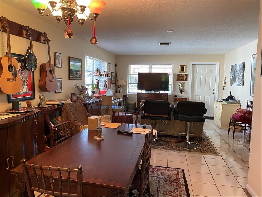 2741-2745 Northeast 30th Avenue Lighthouse Point, FL 33064 - Photo 16 of 18 2741 and 2745 NE 30th Ave - dining livin