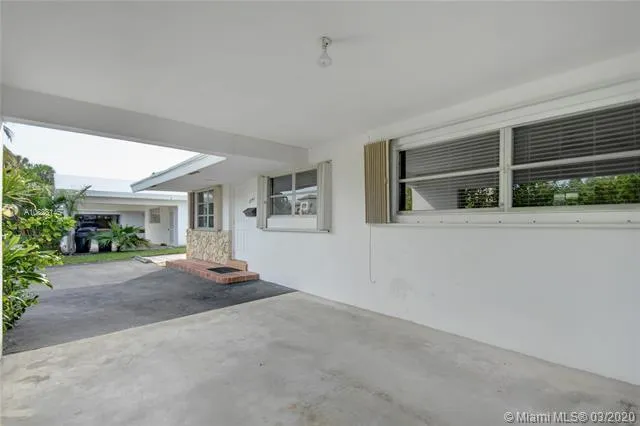 $1,195,000 | 2741-2745 Northeast 30th Avenue, Lighthouse Point, FL 33064