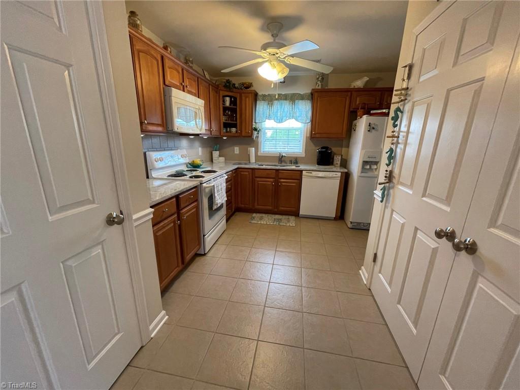 112 Brae Ridge Lane King, NC 27021 - Photo 7 of 23 Gallery Image 7