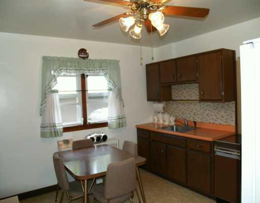 1092 Ridge Road Ambridge, PA 15003 - Photo 4 of 8 Kitchen.