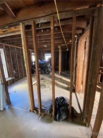 $40,000 | 87 Locust Street, Lockport City, NY 14094