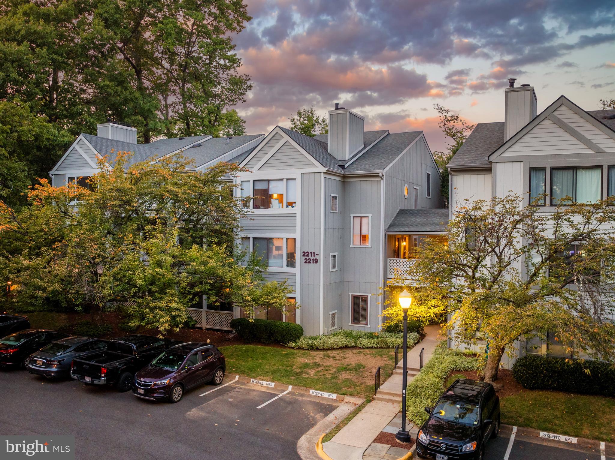 2213 Hunter's Run Drive, Unit 2213 Reston, VA 20191 - Photo 1 of 28 Gallery Image 1