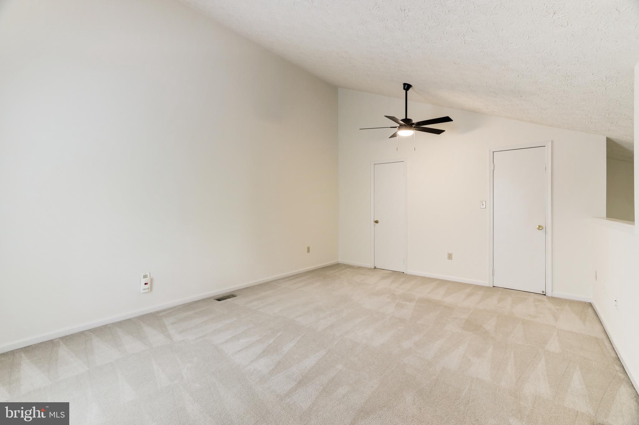 2213 Hunter's Run Drive, Unit 2213 Reston, VA 20191 - Photo 23 of 28 Gallery Image 23