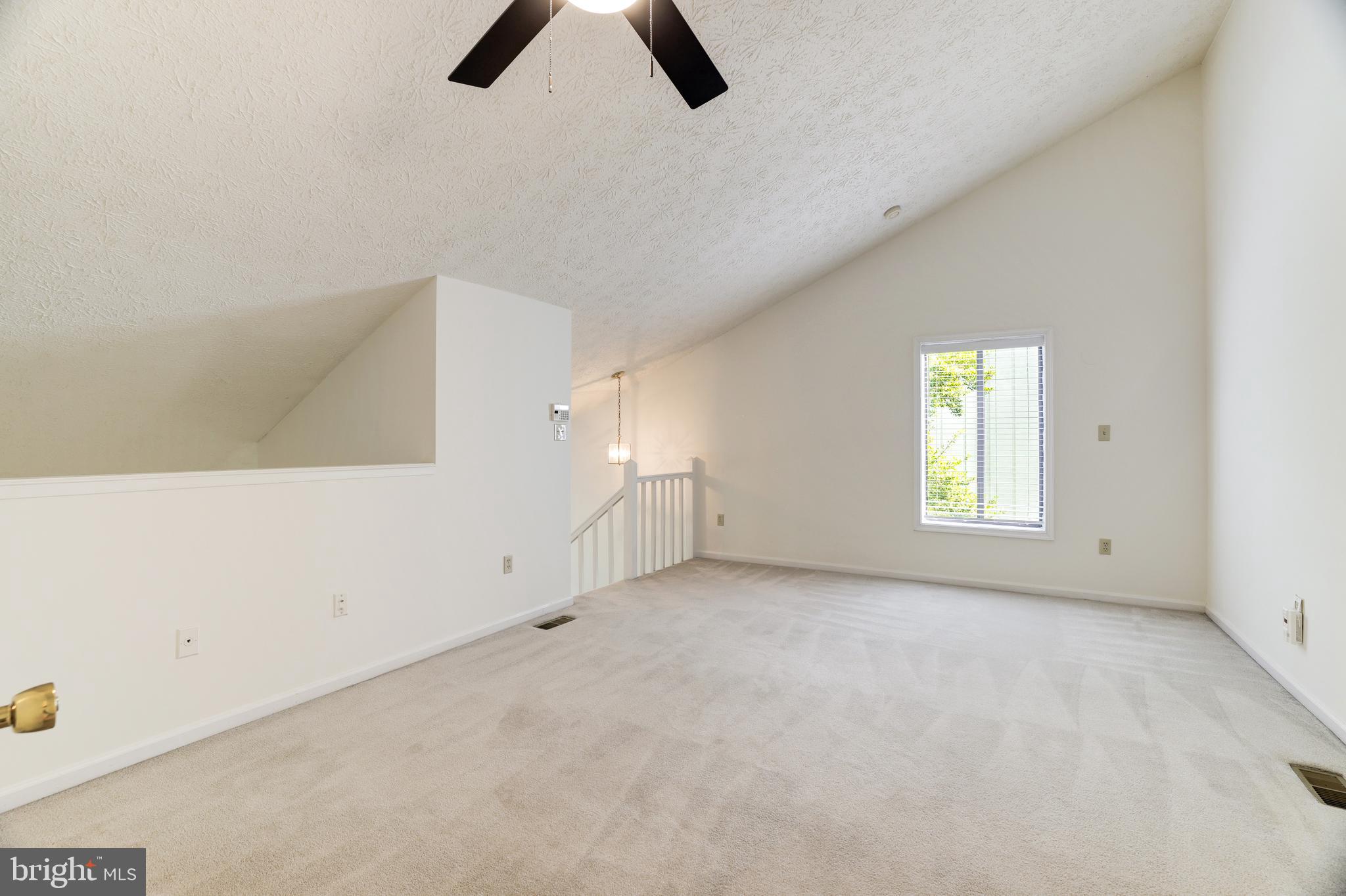 2213 Hunter's Run Drive, Unit 2213 Reston, VA 20191 - Photo 25 of 28 Gallery Image 25
