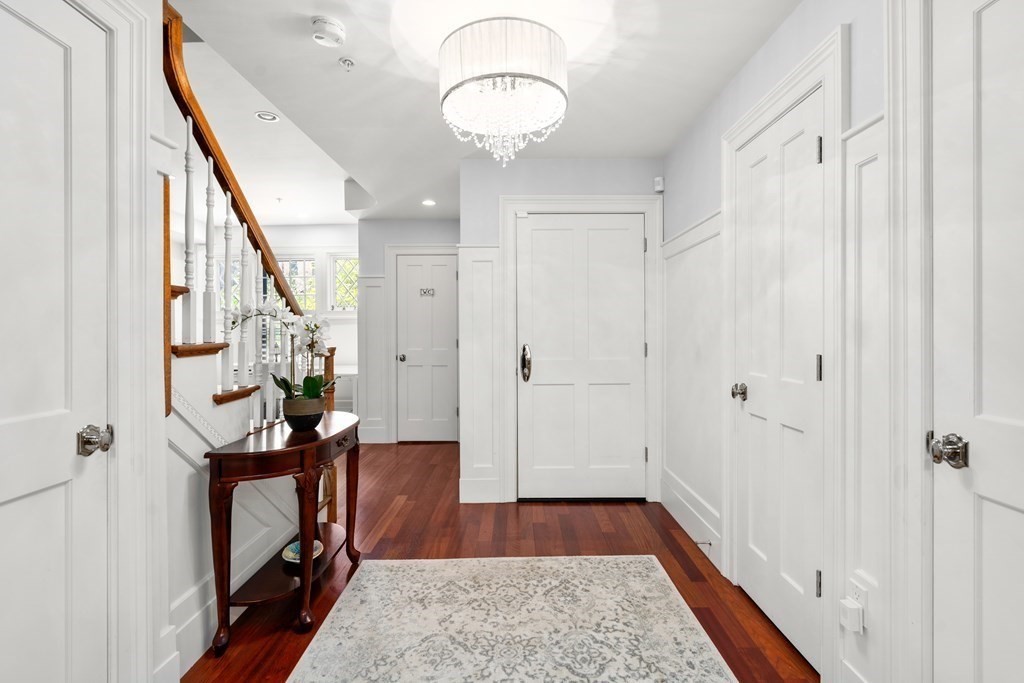 3 Mount Vernon Square, Unit 2 Boston, MA 02108 - Photo 12 of 20