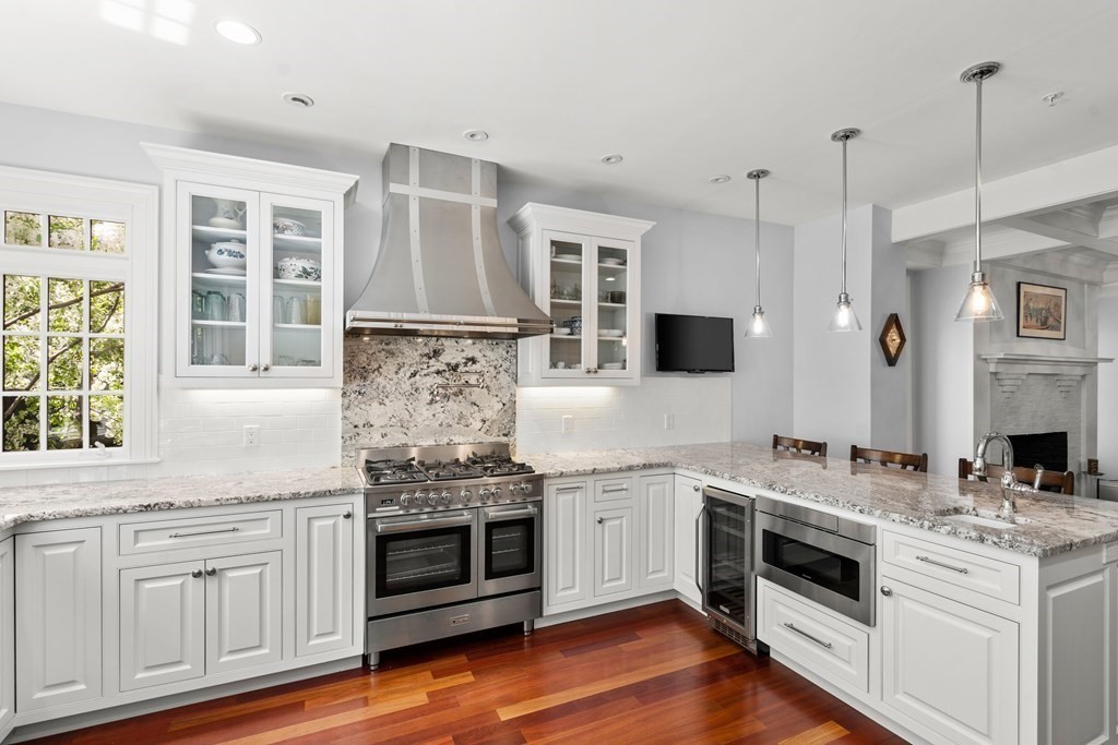 3 Mount Vernon Square, Unit 2 Boston, MA 02108 - Photo 2 of 20