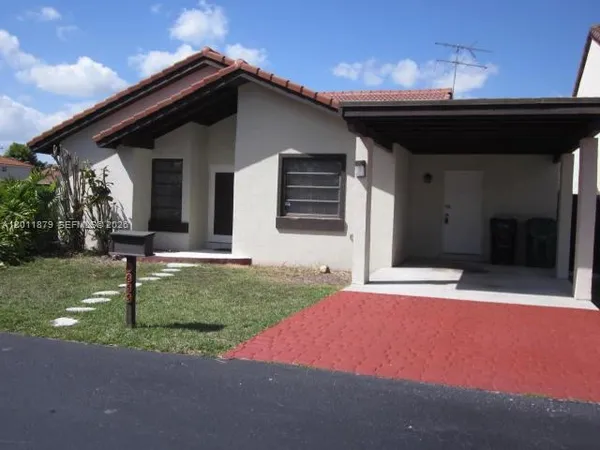 $3,300 | 8853 Southwest 112th Place, Miami, FL 33176