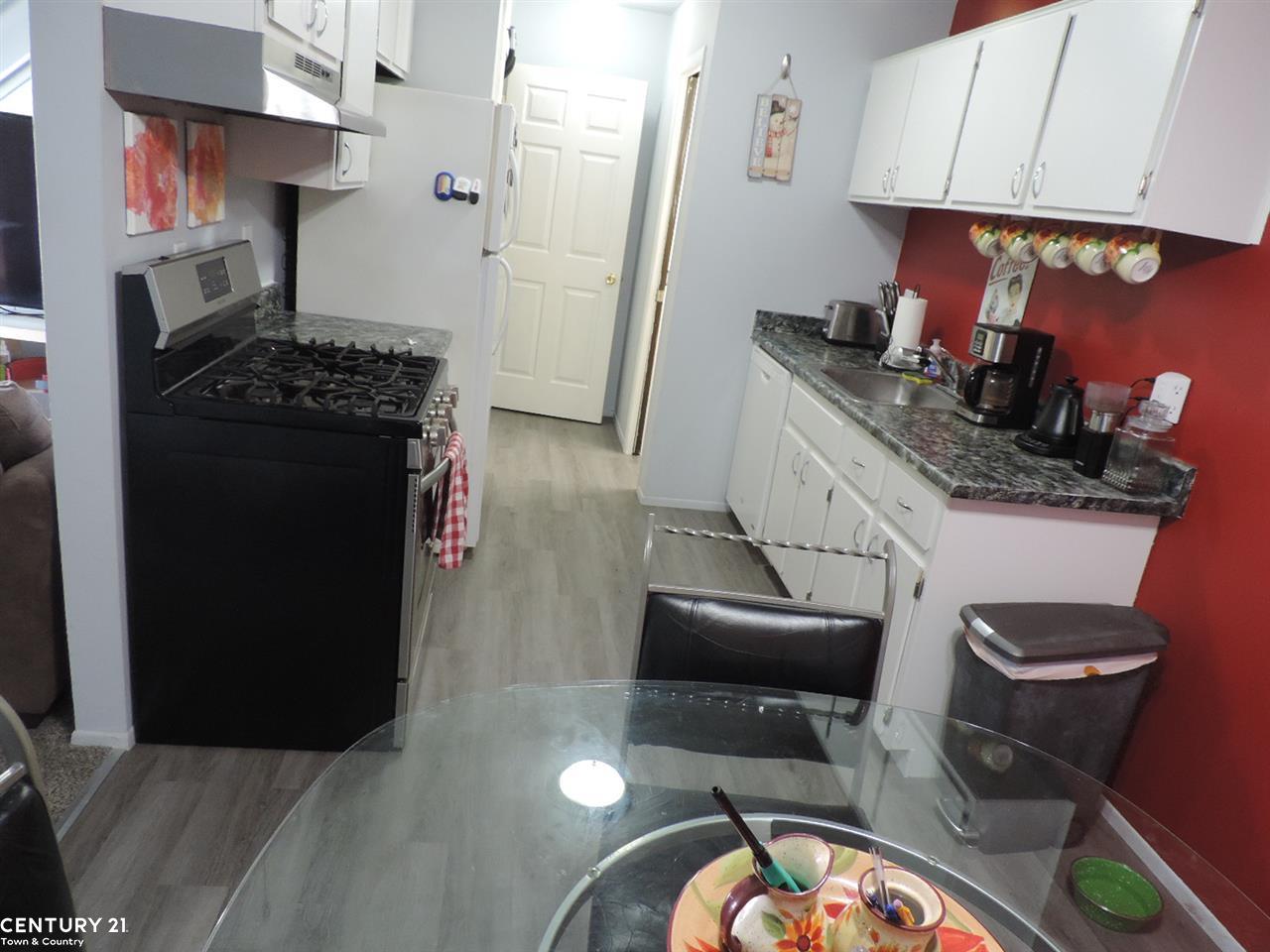 28296 Raleigh Crescent, Unit 29 New Baltimore, MI 48051 - Photo 10 of 25 Gallery Image 10