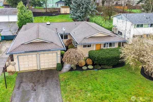$750,000 | 17630 Larch Way, Lynnwood, WA 98037