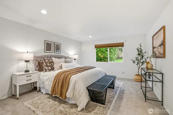 $750,000 | 17630 Larch Way, Lynnwood, WA 98037