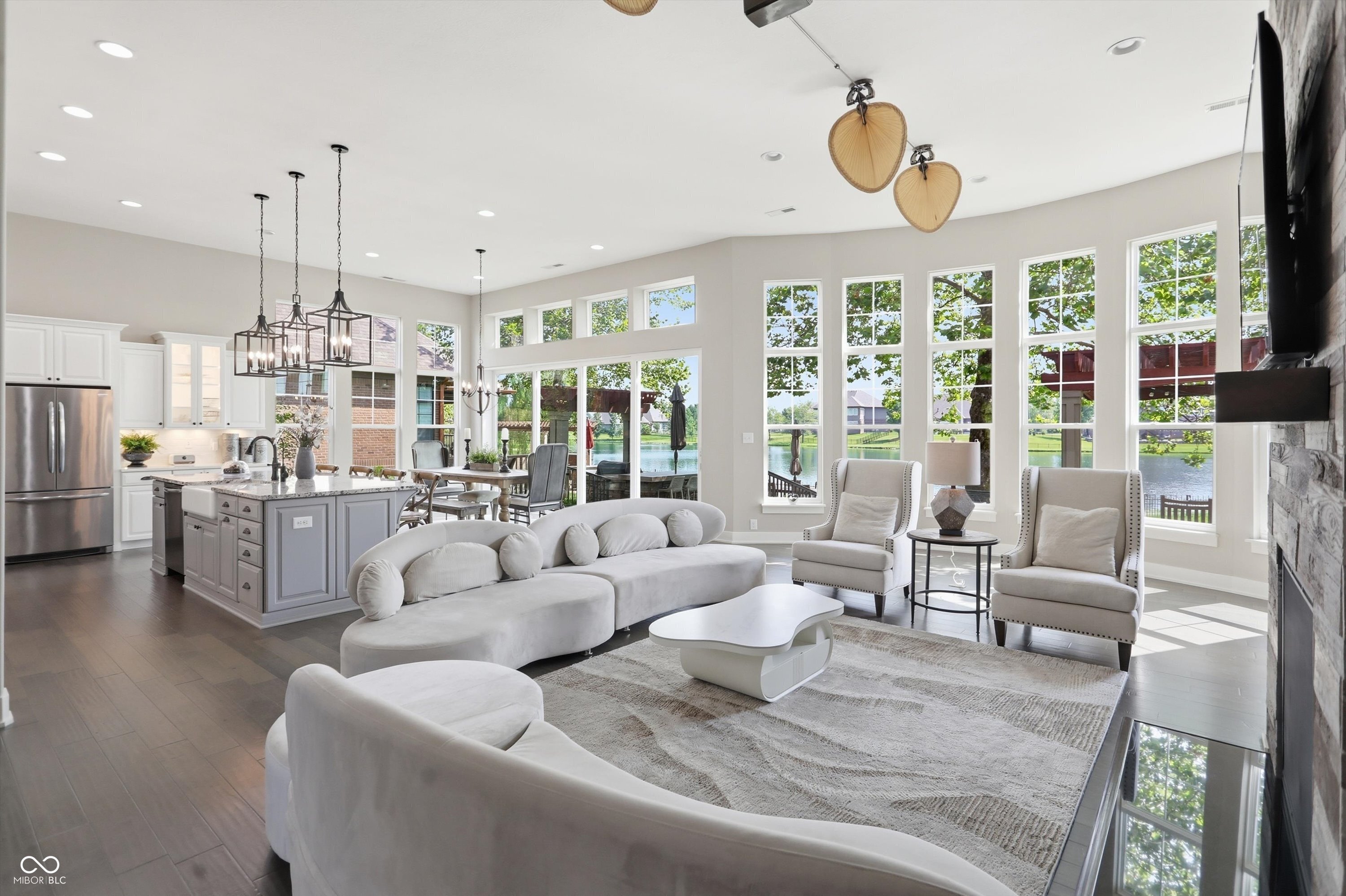 11699 West Road Zionsville, IN 46077 - Photo 5 of 95 Gallery Image 5