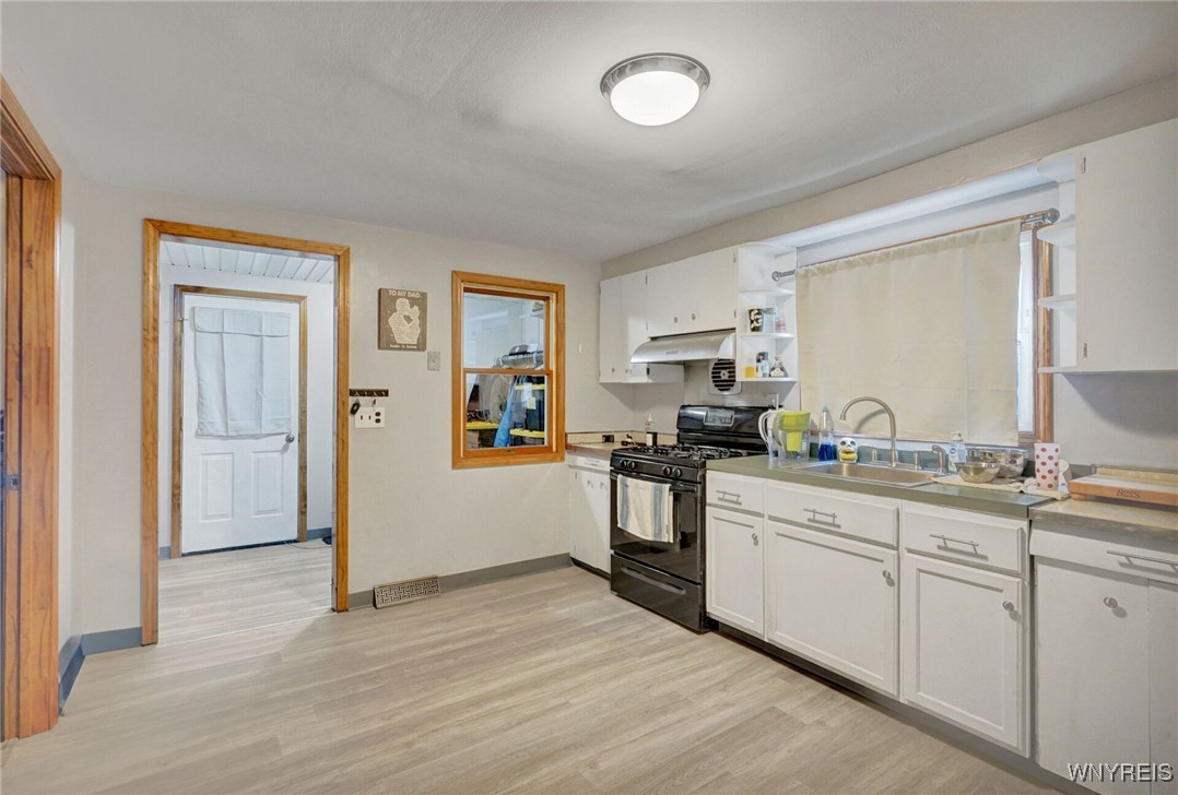 223 Roland Street Cheektowaga, NY 14212 - Photo 8 of 17