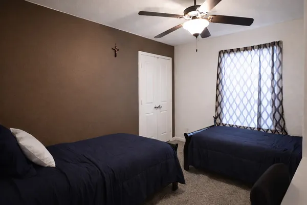 $1,800 | 250 7th Street, Hempstead, TX 77445