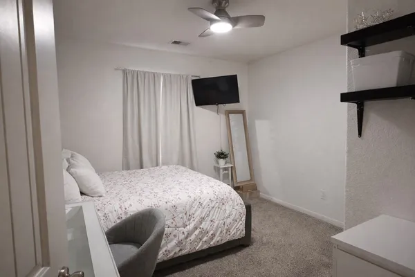 $1,800 | 250 7th Street, Hempstead, TX 77445