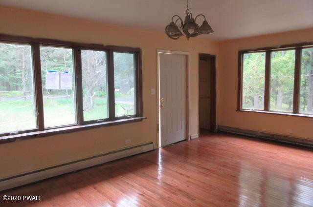 270 Rowland Road Greeley, PA 18425 - Photo 10 of 25 IMG_2799 - Copy - Copy - Copy - Copy